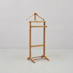1267 8168 VALET STAND